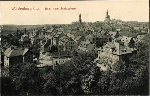 Ak Waldenburg in Sachsen, Blick vom Schlossturm über die Dächer der Stadt