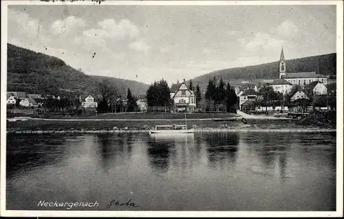 Ak Neckargerach in Baden Württemberg, Flusspartie mit Blick auf den Ort, Kirche