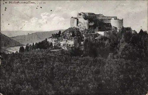 Ak Neuffen in Baden Württemberg, Blick zur Burg Hohenneufen, Wald