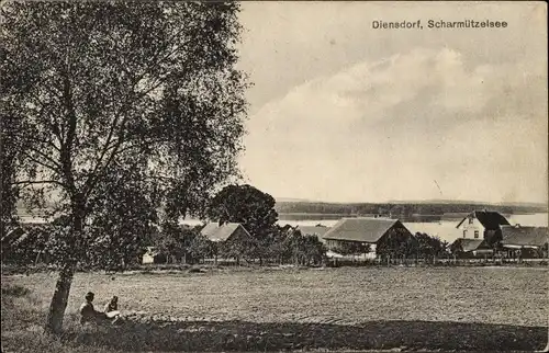 Ak Diensdorf Radlow am Scharmützelsee, Blick vom Feld auf die Ortschaft