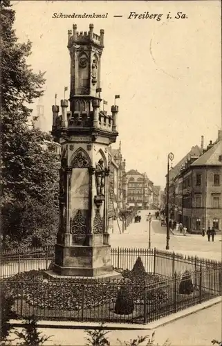 Ak Freiberg im Kreis Mittelsachsen, Blick auf das Schweden Denkmal, Straßenpartie