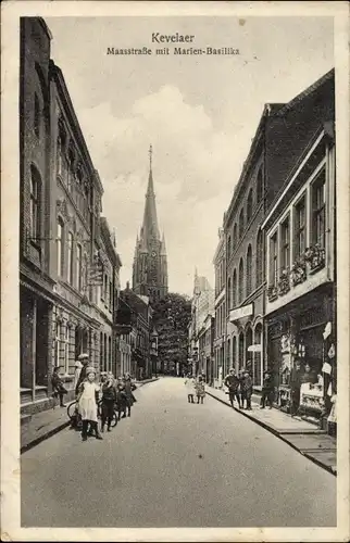 Ak Kevelaer am Niederrhein, Maasstraße mit Marienbasilika