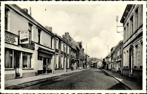 Ak Meerhout Flandern Antwerpen, Veldstraat, Straßenpartie, Lokaal Haecht