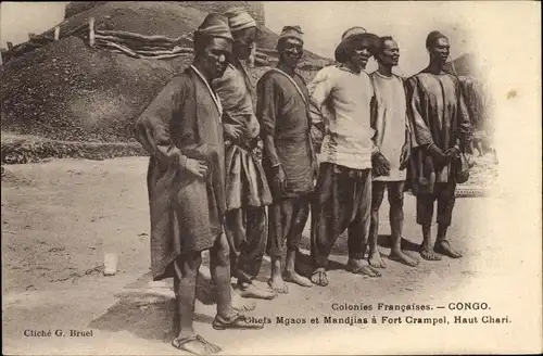 Ak Französisch Kongo, Chefs Mgaos et Mandjias à Fort Crampel, Haut Chari