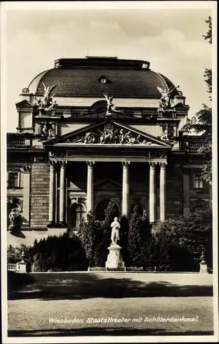 Ak Wiesbaden in Hessen, Staatstheater mit Schillerdenkmal