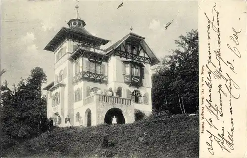 Ak Bayern, Blick auf eine Villa mit Garten, Bewohner, Balkon 