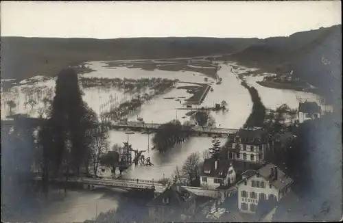 Foto Ak Hochwasser, Überflutung, Brücken, Restaurant