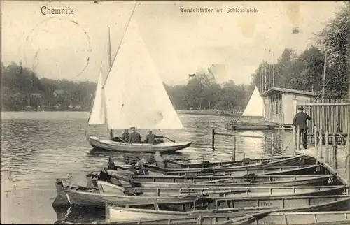 Ak Chemnitz in Sachsen, Gondelstation am Schlossteich, Segelboot