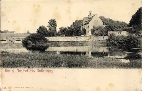 Ak Grillenburg Tharandt im Erzgebirge, Königliches Jagdschloss, Uferpartie, Brücke