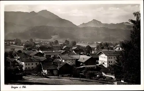 Ak Bergen in Oberbayern, Blick auf den Ort mit Umgebung