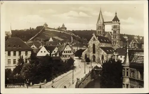 Ak Esslingen am Neckar Baden Württemberg, Teilansicht der Stadt, Stadtkirche, Burg