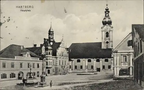 Ak Hartberg Steiermark, Hauptplatz, Restauration Anton Gerlitz, Kirche