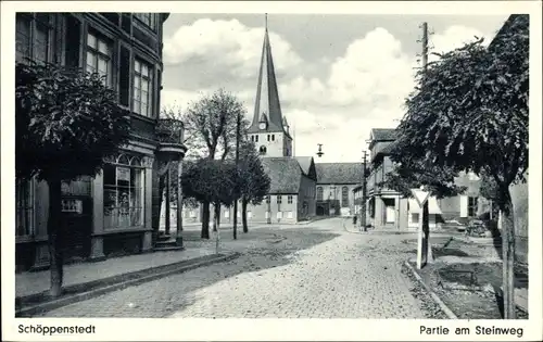 Ak Schöppenstedt in Niedersachsen, Partie am Steinweg, Kirchturm