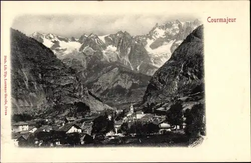 Ak Courmayeur Aostatal Valle D'Aosta, Ortschaft mit Landschaftsblick