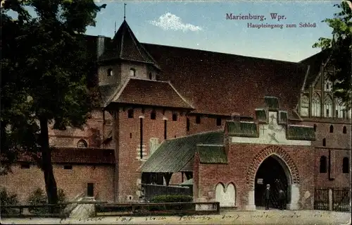 Ak Malbork Marienburg Westpreußen, Haupteingang zum Schloss