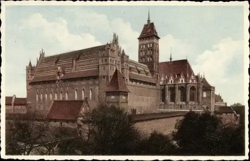 Ak Malbork Marienburg Westpreußen, Blick auf das Schloss von Südosten