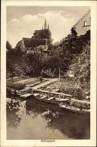 Ak Altruppin Neuruppin, Uferpartie, Garten und Wohnhaus, Kirchturm