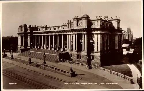 Ak Melbourne Australien, Houses of Parliament, Straßenpartie im Ort