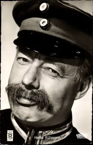 Ak Schauspieler Heinz Rühmann, Portrait als Hauptmann von Köpenick