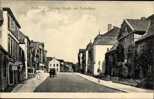 Ak Eutin in Ostholstein, Lübecker Straße mit Technikum, Geschäfte