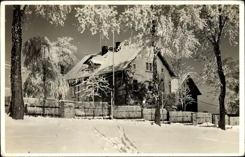 Foto Ak Jöhstadt im Erzgebirge Sachsen, Landheim der Leipziger Nicolaischule, Schnee