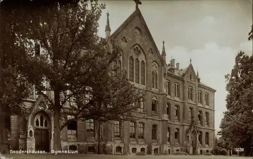 Ak Sondershausen im Kyffhäuserkreis Thüringen, Gymnasium, Vorderansicht