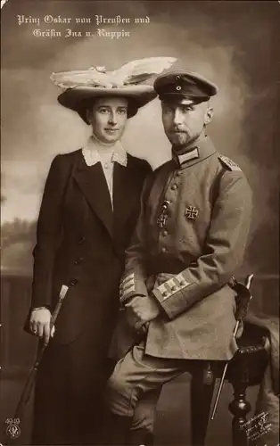 Ak Oskar Prinz von Preußen und Gräfin Ina von Ruppin, Uniform, NPG 4949