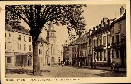 Ak Saint Dié des Vosges Lothringen Vosges, Rue d'Alsace et Église St. Martin