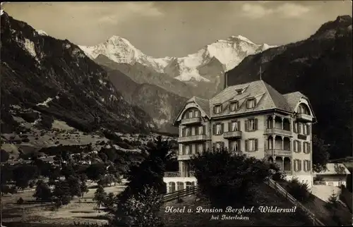 Ak Wilderswil Kt. Bern Schweiz, Hotel und Pension Berghof, Talpanorama