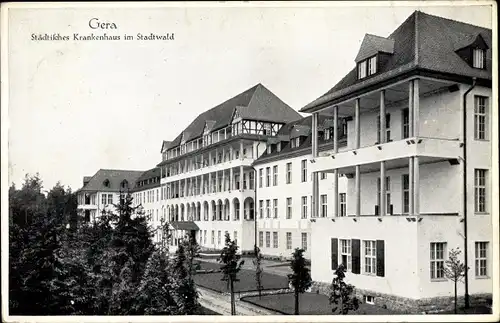 Ak Gera in Thüringen, Städtisches Krankenhaus im Stadtwald, Gebäudeansicht