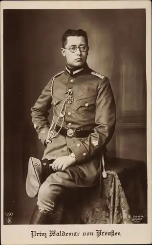 Ak Prinz Waldemar von Preußen in Uniform, NPG 5290, Sohn Prinz Heinrich von Preußen