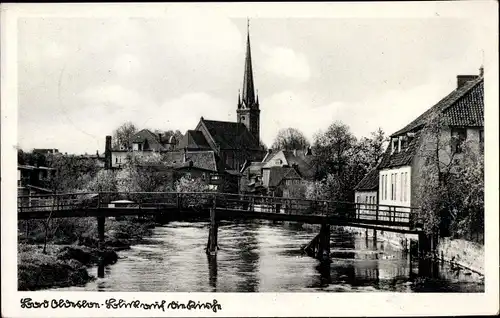 Ak Bad Oldesloe in Schleswig Holstein, Brückenpartie mit Blick auf die Kirche