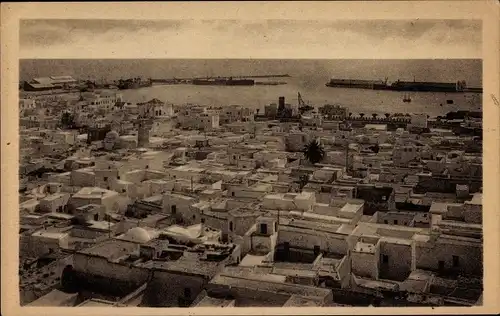 Ak Sousse Tunesien, Stadtpanorama, Hafen, Blick über die Dächer der Stadt