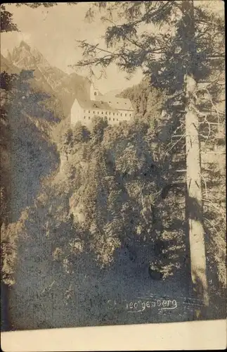 Ak Stans in Tirol, Wallfahrtsort St. Georgenberg, Waldlandschaft