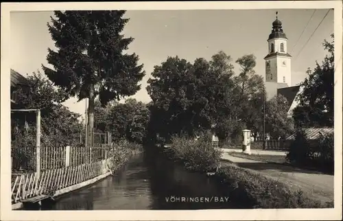 Ak Vöhrigen an der Iller, Wasserpartie mit Blick auf Kirche