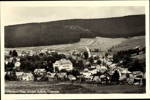 Ak Altenfeld Thüringer Wald, Blick auf Ortsmitte und Schule