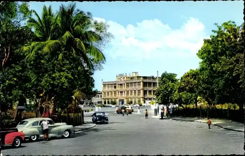 Ak Aden Jemen, The Crescent Hotel Steamer Point