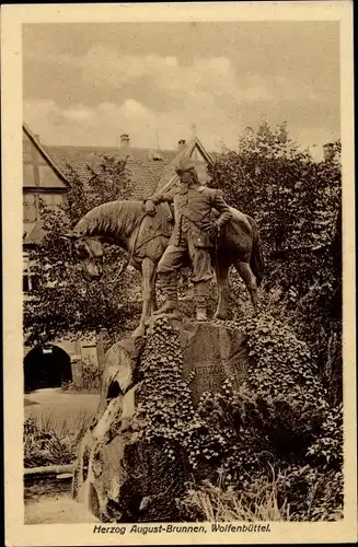 Ak Wolfenbüttel in Niedersachsen, Partie am Herzog August Brunnen