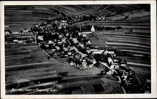 Ak Böhlen in Thüringen, Fliegeraufnahme von Ort und Umgebung, Kirche, Felder