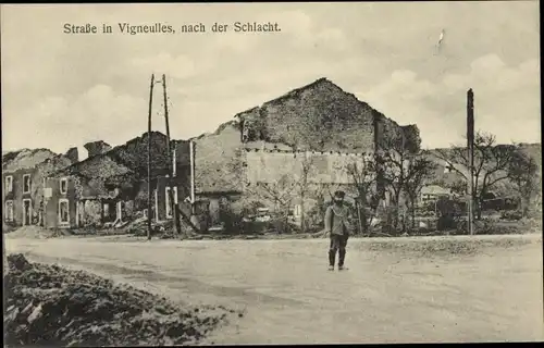 Ak Vigneulles lès Hattonchâtel Lothringen Meuse, Hausruinen, Kriegszerstörungen, I. WK