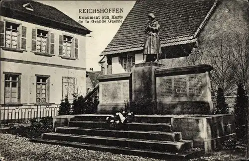 Ak Reichshoffen Reichshofen Elsass Bas Rhin, Monument aux Morts de la Grande Guerre