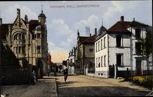 Ak Edenkoben im Kreis Südliche Weinstraße, Blick in die Bahnhofstraße
