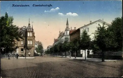 Ak Kaiserslautern in Rheinland Pfalz, Partie in der Eisenbahnstraße 