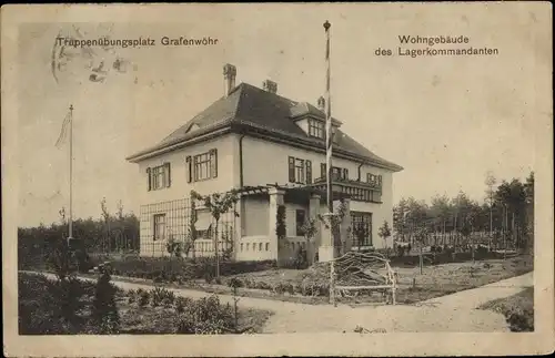 Ak Grafenwöhr in der Oberpfalz Bayern, Truppenübungsplatz, Wohngebäude des Lagerkommandanten 
