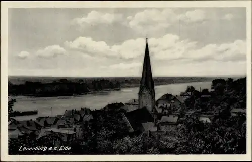 Ak Lauenburg in Schleswig Holstein, Teilansicht von der Stadt über den Häuserdächern