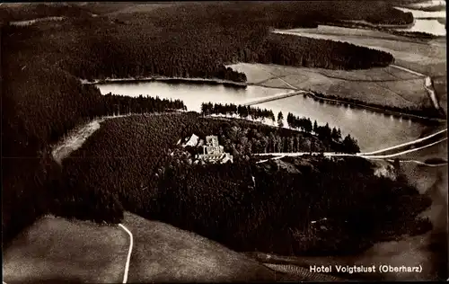 Ak Clausthal Zellerfeld im Oberharz, Hotel Voigtslust, Fliegeraufnahme