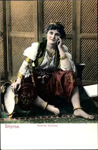 Ak Smyrna Izmir Türkei, Danseuse Orientale, Orientalische Tänzerin in Tracht, Tamburin