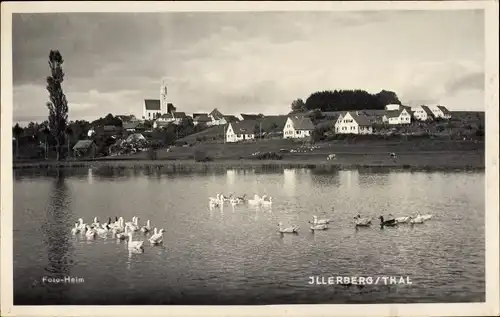 Foto Ak Illerberg Vöhringen in Schwaben, Stadtpanorama, See, Schwäne