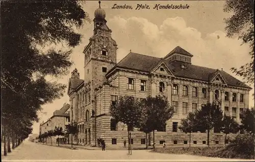 Ak Landau in der Pfalz, Blick auf die Handelsschule