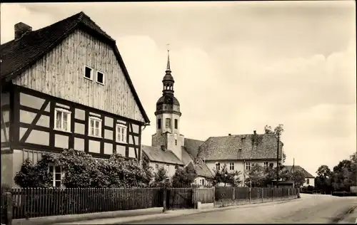 Ak Klix Großdubrau im Kreis Bautzen, Straßenpartie in der Ortschaft